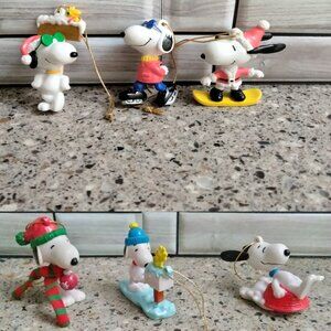 Set of 6 Vintage Peanuts Snoopy Ornaments